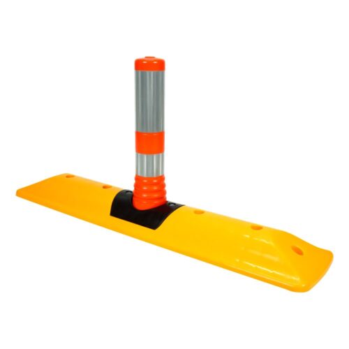 PVC road separator with 30 cm delineator