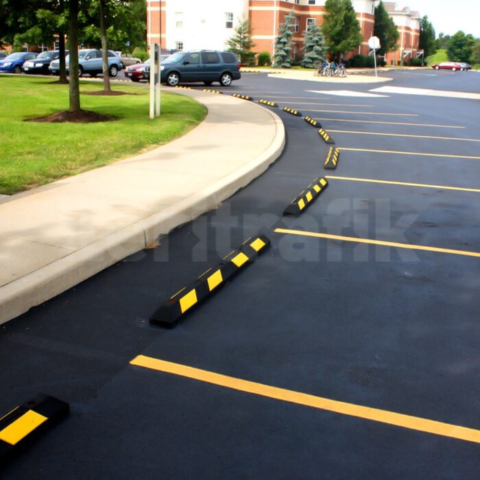 rubber lane channelizer application
